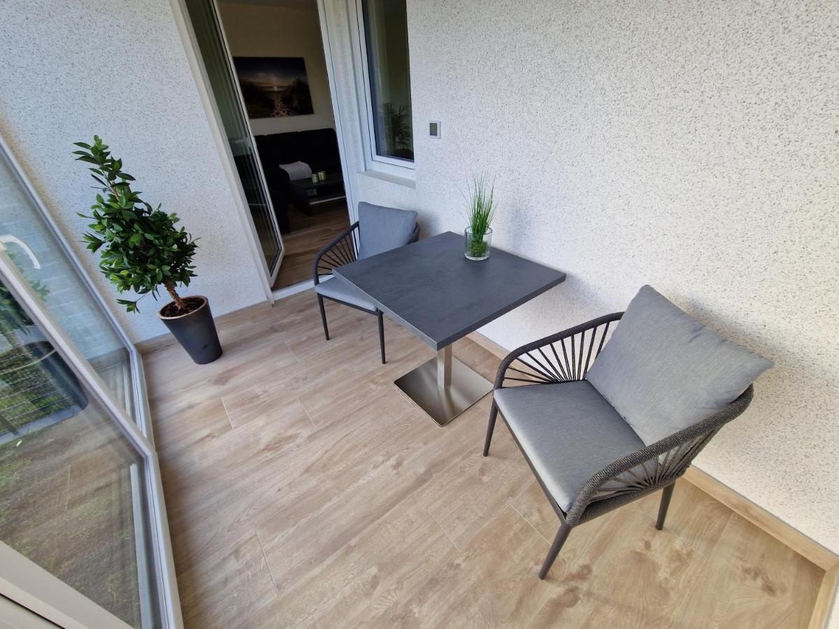 Apartment Nahe Meyer Werft In Ostfriesland Mit Kueche & Netflix Westoverledingen Buitenkant foto